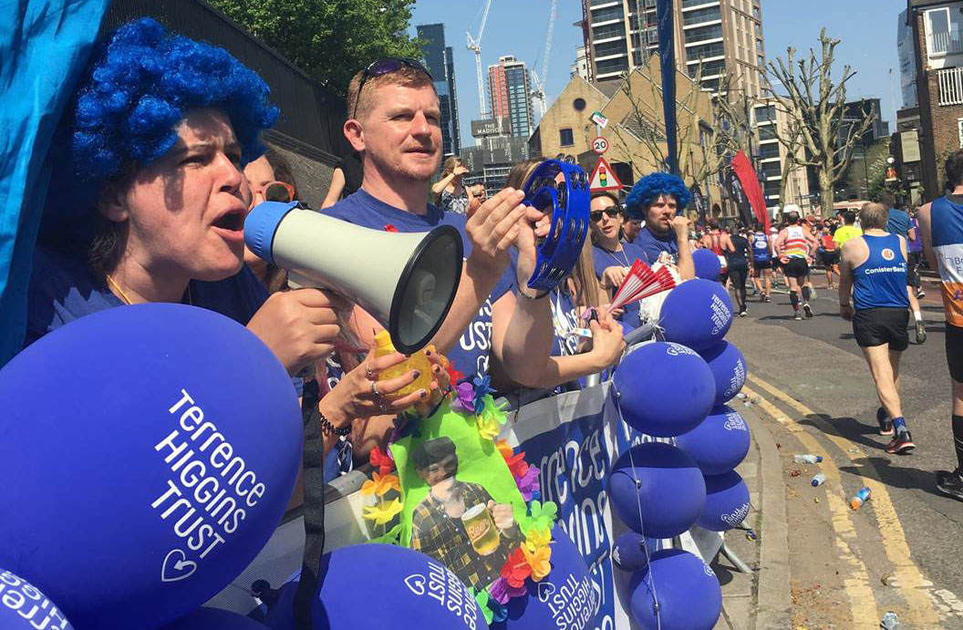 Marathon cheering group